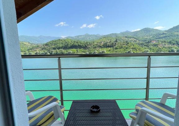 Konjic Apartment | S&R Lake View Hostel