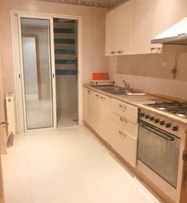Ennasr Apartment | S2 Haut Standing à Ennasr - Grande Rue Hédi Nouira - Moderne avec Internet Haut Débit