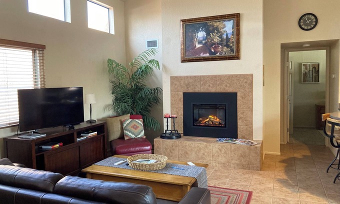 Encanto Canyon Condo | Sabino Canyon desert view retreat 3-bedroom 2-bath condo
