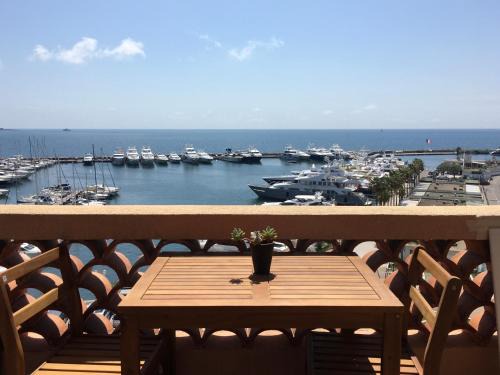 Golfe Juan Apartment | Safari Beach