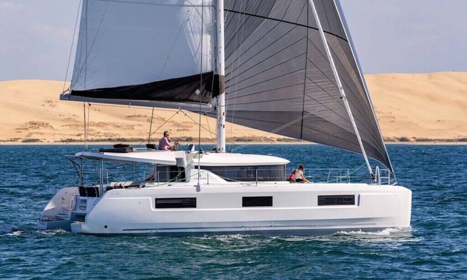 Pleasent Valley Boat Rental | Sail Away in Style: Rent Our Luxurious Lagoon 46 Catamaran for a Dream Vacation