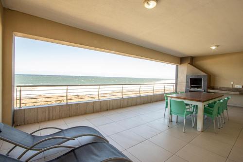 Margate Apartment | Saints View Resort Unit 15