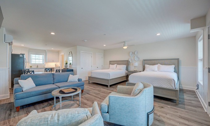 Surf City Apartment | Saltwater Resort Suite 2007, 2nd Floor Queen
