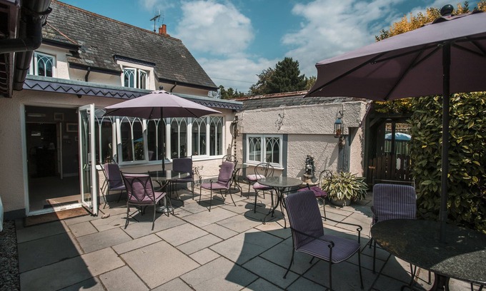 Sidford Hotel | Salty Monk Hotel
