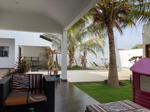 Saly Villa | SALY - Villa Kage 6 chambres -Clim-Wifi-Eau chaude-Billard-Babyfoot-Ping pong-Canal - ELECTRICITE NON COMPRISE