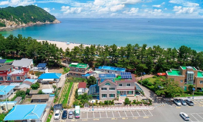 Samcheok House | Samcheok Sol Beach Pension
