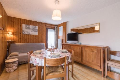 Saint-Leger-les-Melezes Apartment | San Lagiron 26 - Station à pied
