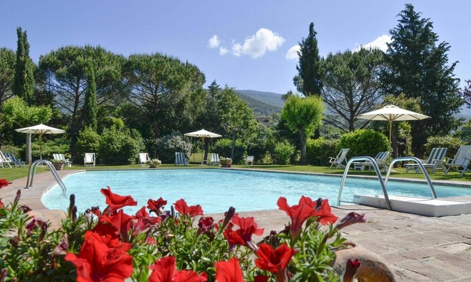Sodo Apartment | San Pietro Ciclamino - Apartment with swimming pool