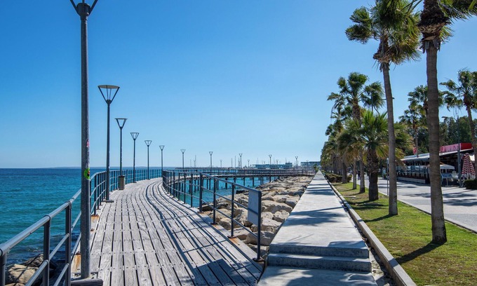 Limassol Apartment | Sanders Cruise - Spacious 2-bdr Apt With Balcony