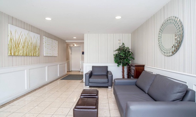 City Centre Hotel | Sandman Inn Kamloops