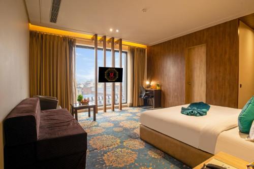 Amritsar Hotel | Sandoz Pribson Suites - 1 km from Golden Temple