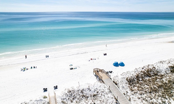 Holiday Isle Condo | Sandpiper Cove 1119 1 Bedroom Condo by RedAwning