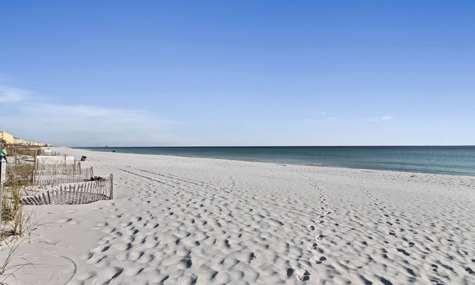 Holiday Isle Condo | Sandpiper Cove unit 1148, Gulf Front 3 night min