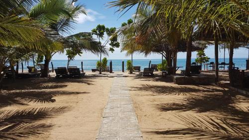 Pottuvil Division 2 House | Sandy Beach Hotel