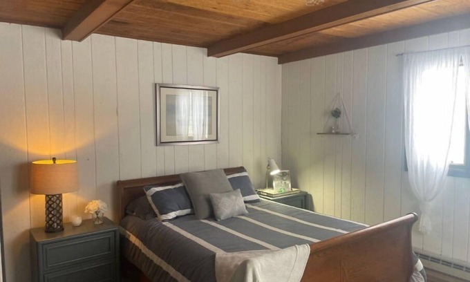 Shell Lake House | Sandy Shell Lake Shining Bright