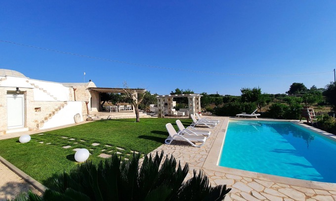 Ostuni Cottage | Saracen Trullo Ostuni