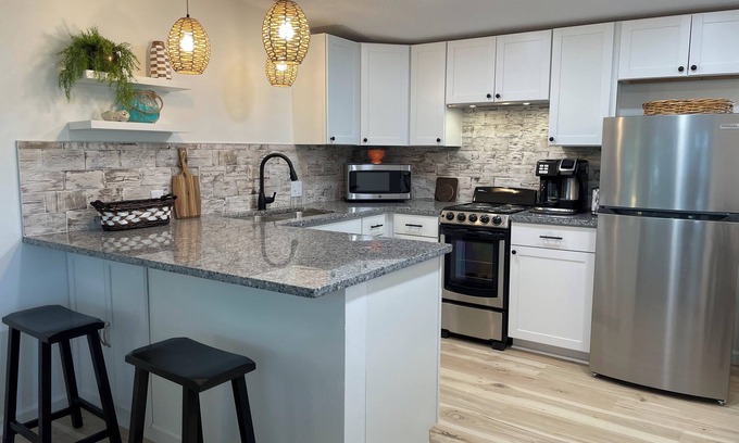 Braden River House | Sarasota's Best Home Base Resort+Free Amenities