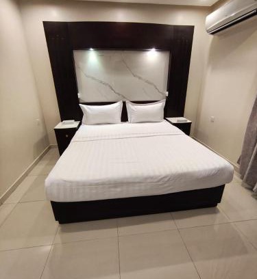 Riyadh Apartment | saraya beirut سرايا بيروت