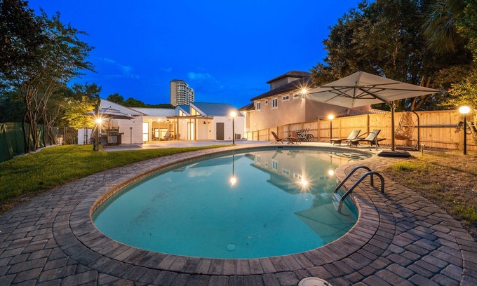 Gulf Pines House | *Save Sept-Oct*PrivateGatedBch*HeatedPool*Bikes*
