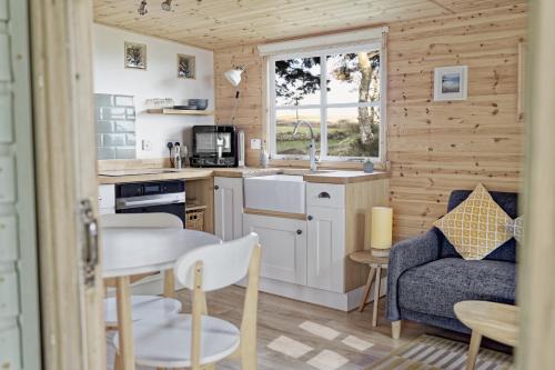 Chysauster House | Scandi Cabin On A Hill, With Stunning Views Across Cornwall