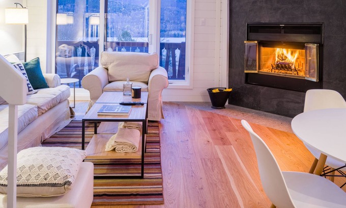 Mont-Tremblant Condo | Scandinavian style 2BDR Mezzanine with Lake and Mountain View