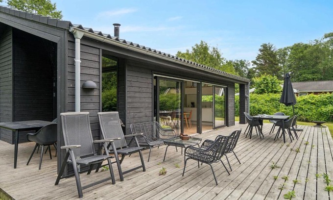 Frederiksvaerk House | Scenic Summer House In Asserbo