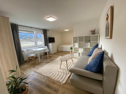 Sonthofen Apartment | Schöne 1-Zimmer Wohnung am Bahnhof 2 Parkplätze