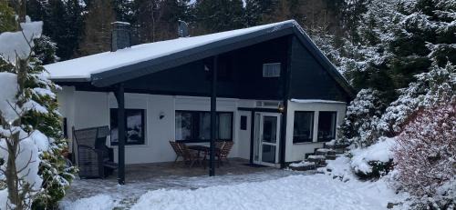 Wakenfeld House | Schönwald Waldchalet am Musenberg