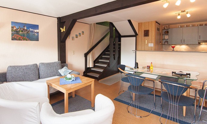 Vorauf Apartment | Schesek Ingrid House Rittersporn App. 3 - incl. Chiemgau Card