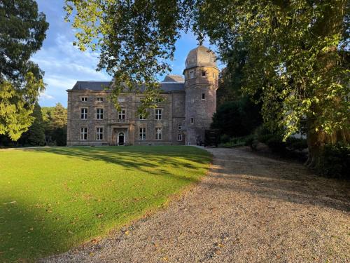Uebach-Palenberg Apartment | Schloss Rimburg - Steve Mc Queen 4