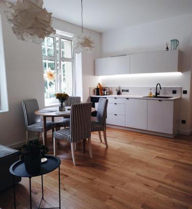 Hostejn House | Schupplerova vila