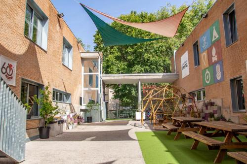 Media Legua Hostel | Scout Madrid Hostel