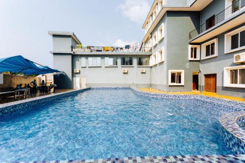 Kunduchi House | Sea Breeze Apartment with 3BRs-Pool Walk to Beach, Gen Set