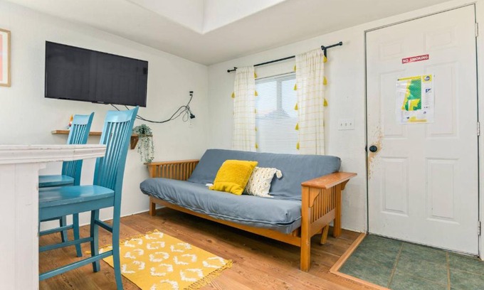Rockaway Beach House | Sea Haven Motel Unit 7
