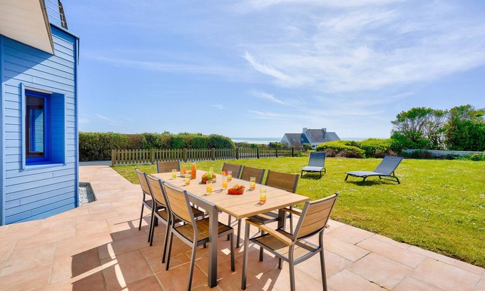 Plovan House | Sea view, 200m from the beach, house for 9