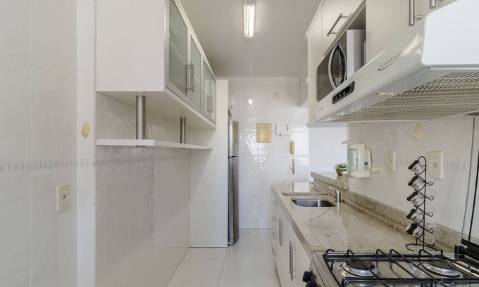 Barra Sul Apartment | Sea View Apt w/BBQ on BC Coast Cet1604