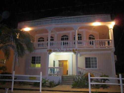 Placencia House | Sea View Suites