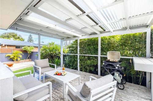 Anna Bay House | Seabreeze 18 Abel Place fantastic holiday house on the beach