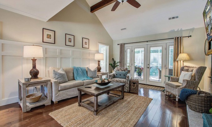 Tarpon Pond Cottage | Seabrook Exclusives:519 Tarpon Pond