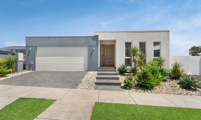 Cowes House | Seacrest Haven
