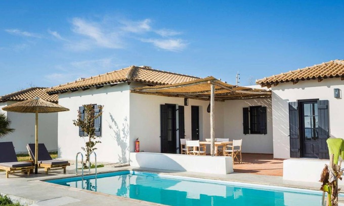 Kounopetra Villa | Seafront Grie Waves