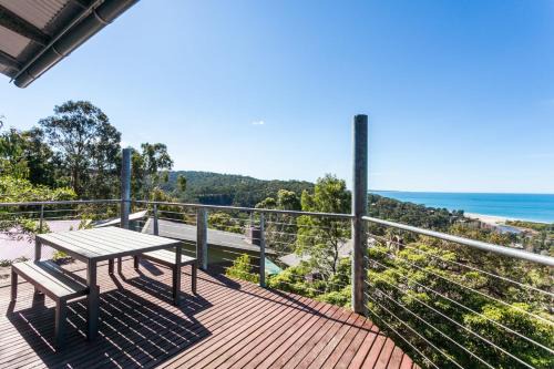 Lorne House | Seamist elevated with an amazing outlook