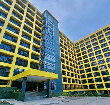 Davao Apartment | Seans Studio, Spacious with Balcony