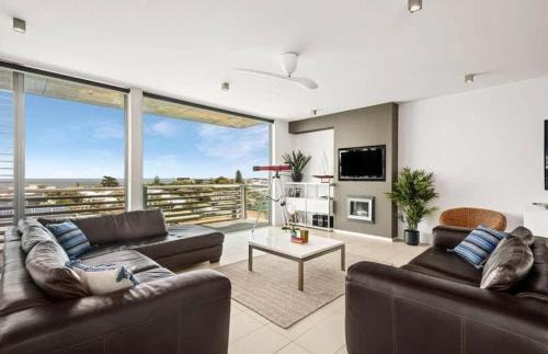 Ocean Grove Apartment | Seaside Luxury - Panoramic Views in Heart of Town