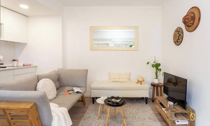 Estoril Apartment | Seaside Serenity in Estoril