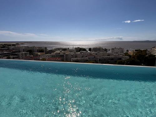 La Celle-sous-Gouzon Apartment | SEASIDE VIEW Saint Laurent