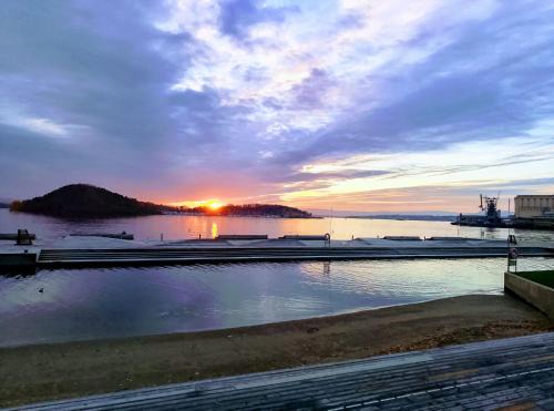 Gamle Oslo House | SEAVIEW 2 SINGLE BEDS LUXURY CENTRAL STATION- Oslo