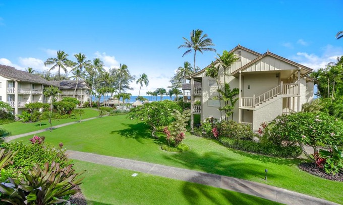 Wailua Apartment | Seaview at the Islander on the Beach Oceanview Studio 201