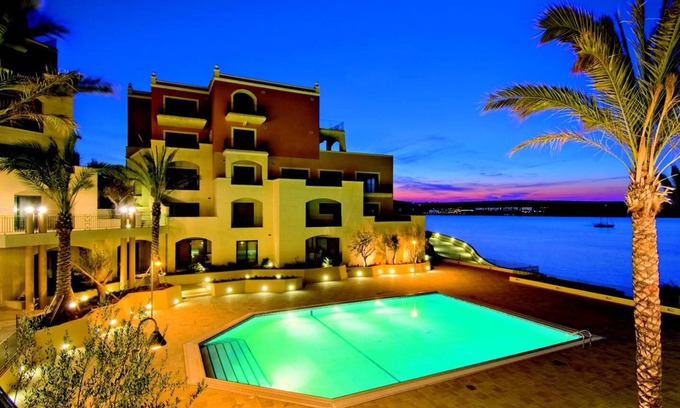 Santa Maria Estate Apartment | Seaview Family Apartment | Pool | Easy Access to the Sea | Near Mellieħa Bay