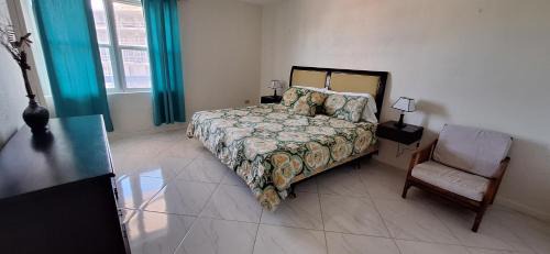 Hastings Apartment | Seaview Property 3B Two Bedroom Apt Hasting Towers